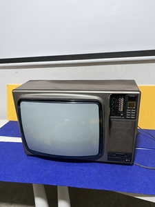 日本进口日立21英寸323d木壳彩色电视机 ,正常使用,这么