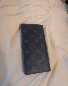 lv路易威登男士长款钱包 藤原浩联名,闪电,九成新,只能到付