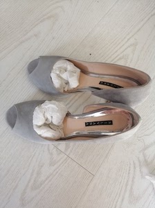 verocuoio真皮翻毛女鞋37码,产自意大利,95成新