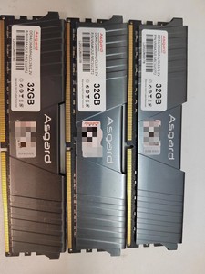 阿斯加特/asgard DDR4 32G 2666 马甲台式