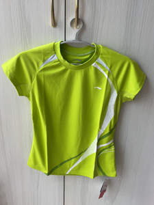 全新李宁荧光绿女子羽毛球服.s码.带吊牌.售出不退换.