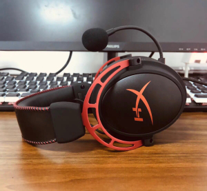 hyperx金士顿 阿尔法 灵音7.1声卡游戏耳机头戴式7.