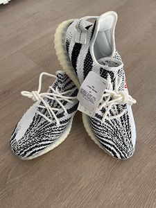 椰子鞋 yeezy boost  350v2 白斑马 cp9