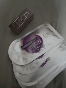 御泥坊水润紧致水母胶原安瓶面膜十片