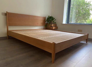 樱桃木全实木时光床(铺板为松木加密排骨板)