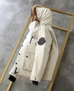 蒙口moncler&滚石联名大舌头外贸潮牌 m家羽绒服连帽毛