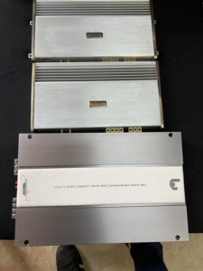 卓傲功放,这是纯进口 纯进口 纯进口 诗芬尼90.2纯后级3