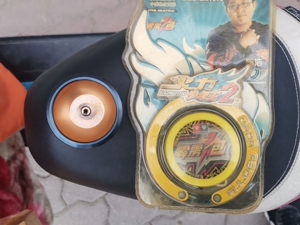 奥迪双钻momo银河剑客无磕,自带的轻微氧化和小划痕问题,样