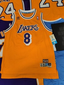 科比球衣阿迪达斯