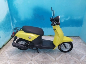 本田踏板摩托车50cc小自由