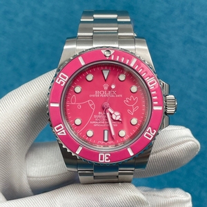 rolex最热门黑水鬼,国外改装粉色小猪双表带款,普通劳力士