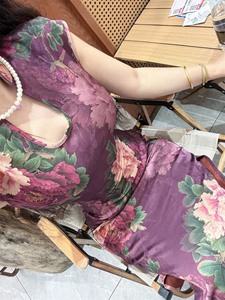 画报夫人原创自制新中式国风高级提花水滴贝壳袖连衣裙 紫玲珑。