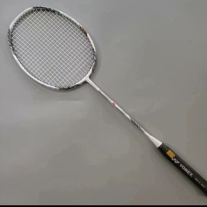 实体店不干了清仓处理尤尼克 斯二姐夫羽毛球拍zf2比赛训练单