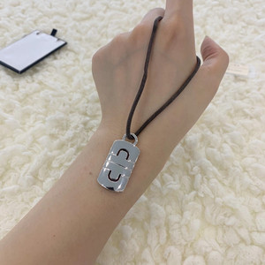 宝格丽回形针吊坠