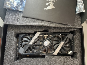 技嘉 rtx2080 aorus 小雕 19年7月购入