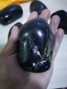 崂山试金石  38一块包邮 售出不退  崂山试金石还有很多