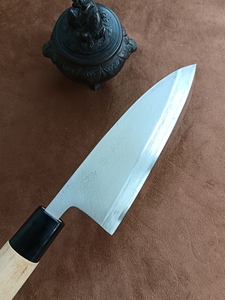 日本鱼头出刃,关孙六银寿手刻字,全新刀 长度15cm 宽度5