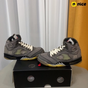 aj5&off white 黑蝉翼 橙色预警很好 鞋底轻微氧