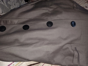 有机玻璃纽扣女装