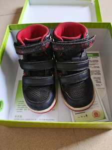 爱矫健儿童足外翻矫正鞋,22码,内长13.9,新旧如图,有瑕