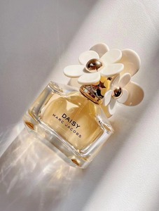 marc jacobs 莫杰小雏菊淡香水50ml9015光看瓶子