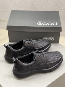 ecco洞洞鞋