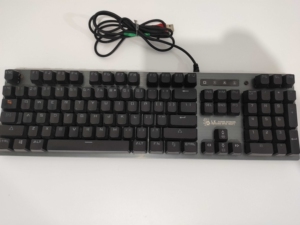 95新包邮双飞燕f100q血手幽灵lk光轴电竞网咖机械键盘专