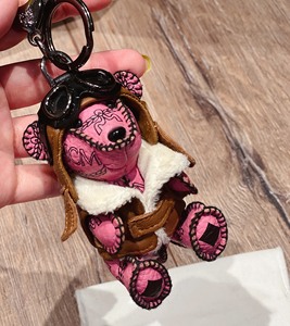 mcm 小熊钥匙扣 挂饰