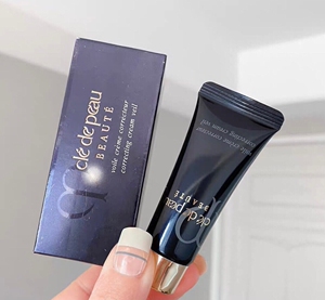 90tb8344008556淘宝cpb隔离小样10g,35两只,二十倍防晒,超级划算.