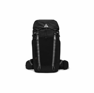 黑色nike acg 大容量登山双肩包，配件齐全，腰包+手机