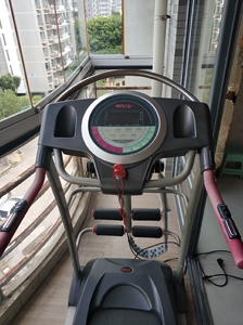 品牌型号:万年青f1-3000l跑步机