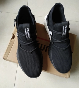 舒美捷运动鞋,男士鞋,全新,43码,专卖店129元买的,适合