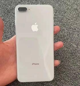 苹果8p国行全网通 64g 9.9新 电池90以上(更换过电