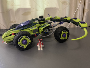 乐高幻影忍者9445毒牙巨蟒伏击车