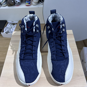 aj12东京限定 45码 全新原盒 可合理议价