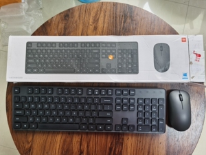 小米 无线键鼠套装 简洁轻薄 全尺寸104键键盘 舒适鼠标