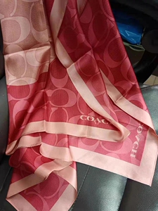 coach蔻驰春款丝巾女真丝桑蚕丝百搭复古本命年红围巾大方巾