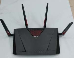 华硕游戏路由器