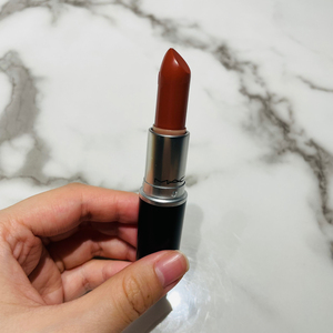 mac口红mocha,哑光裸色,摩卡奶茶色.英国入,仅试色