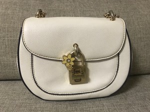 roem罗燕小猪链条花朵锁扣单肩包