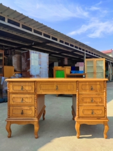 老式写字台 实木老书桌 80年代老家具 老桌子旧家具 复古老