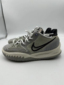 44码 nike kyrie low 4 灰白色
