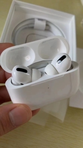 airpods pro苹果蓝牙耳机国行拆封98新全国联保到5