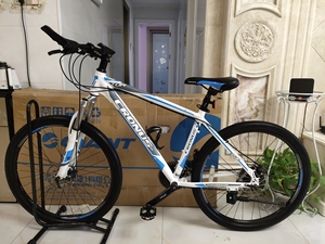 凯路仕山地车出售,禧玛诺21速,碟刹铝合金车架,轮胎26,车