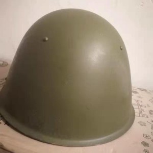 苏联 68钢盔.头盔.前苏联ssh68. 全新库存.轻微瑕疵