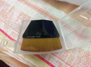 日本植村秀55号无痕粉底刷 产地：日本 美妆工具分类：粉底刷