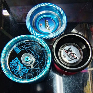 奥迪双钻悠悠球黑剑