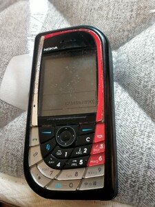 诺基亚7610,一代经典老款手机,待机时间超久.信号超强.