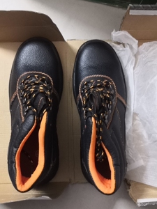 外贸劳保鞋男出口日本