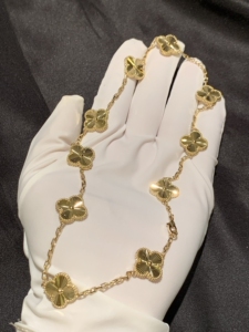 蒂芙尼18k金镭射四叶草10花项链 感兴趣的点"我想要"详